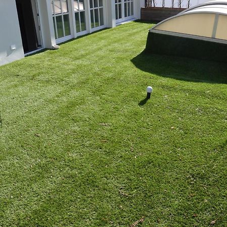 Modern Und Ruhig In Wuppertal Mit Heimkino-Beamer! Top Ausstattung Und Privatparkplatz An Der Unterkunft Exterior foto